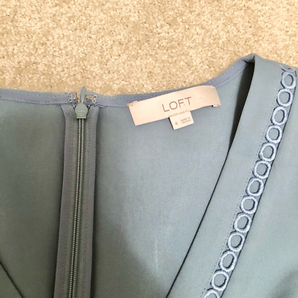 Loft blue v neck dress - Picture 10 of 16